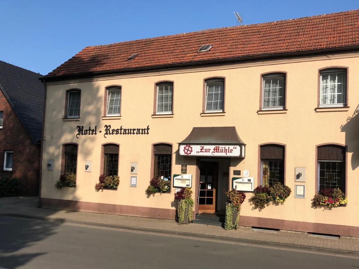 Hotel-Restaurant Zur Muehle แชร์มเบค ภายนอก รูปภาพ