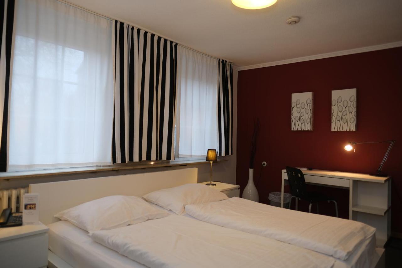 Hotel-Restaurant Zur Muehle แชร์มเบค ภายนอก รูปภาพ