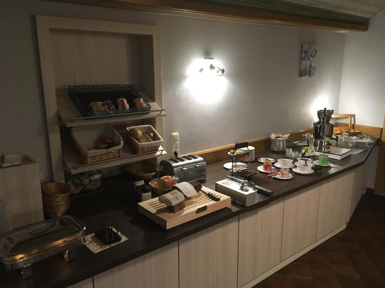 Hotel-Restaurant Zur Muehle แชร์มเบค ภายนอก รูปภาพ